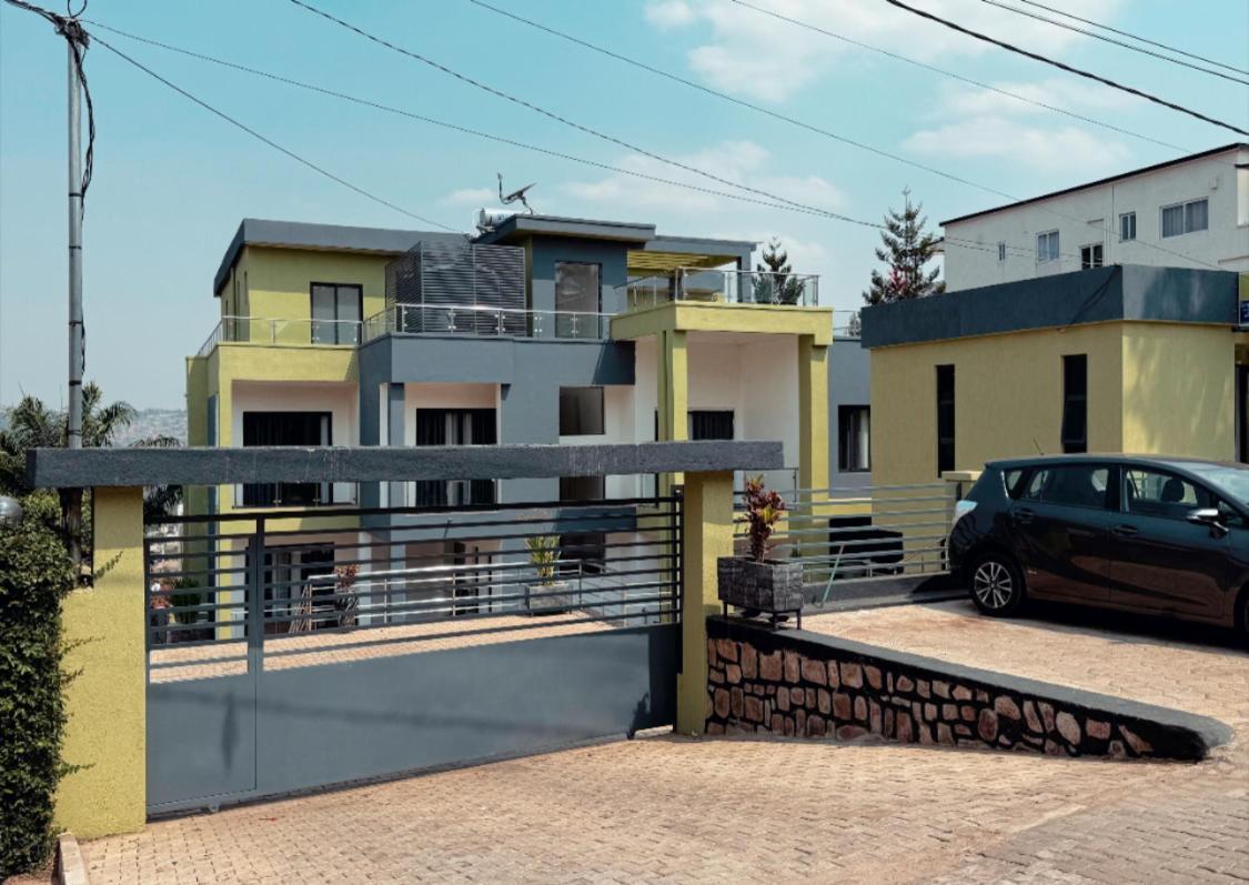 Novella Apartments Kigali Bagian luar foto